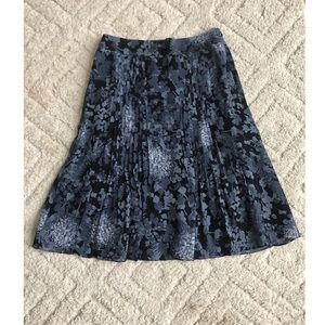 Ann Taylor- Blue Floral Knee-Length Skirt